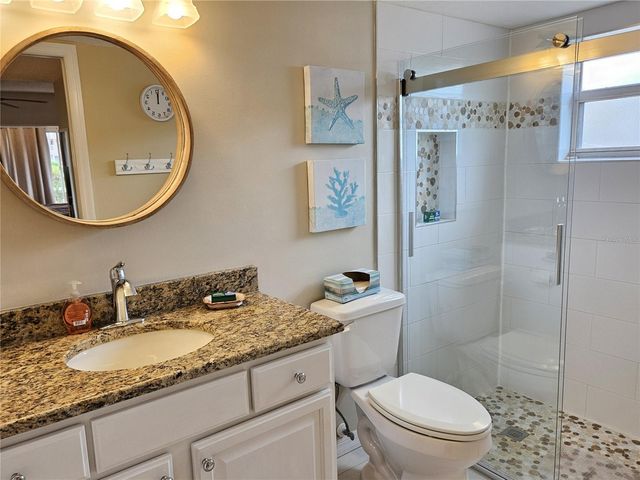 435 CERROMAR LANE 329, Venice, FL 34293