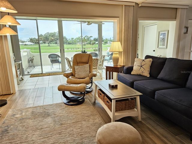435 CERROMAR LANE 329, Venice, FL 34293