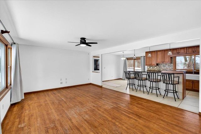 4726 Baxter Road, Cottage Grove, WI 53527