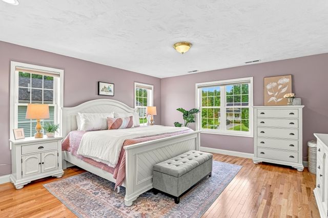 5 Candlelight Lane, Bellingham, MA 02019