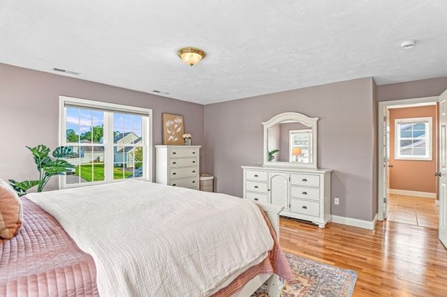 5 Candlelight Lane, Bellingham, MA 02019