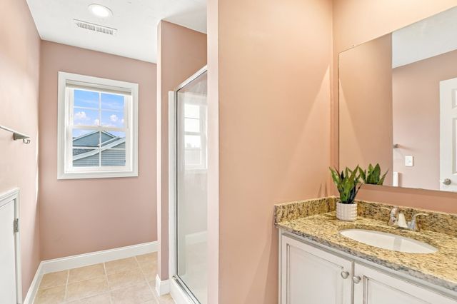 5 Candlelight Lane, Bellingham, MA 02019