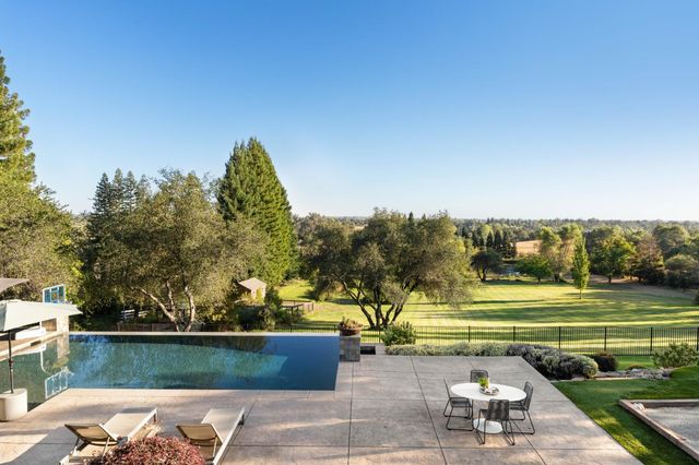 5846 Ridge Park Dr, Loomis, CA 95650