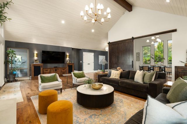 5846 Ridge Park Dr, Loomis, CA 95650