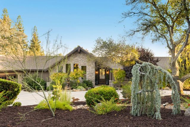 5846 Ridge Park Dr, Loomis, CA 95650