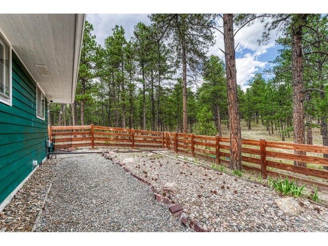 9950 Pine Park Trl, Colorado Springs, CO 80908