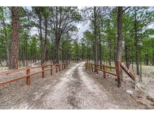 9950 Pine Park Trl, Colorado Springs, CO 80908