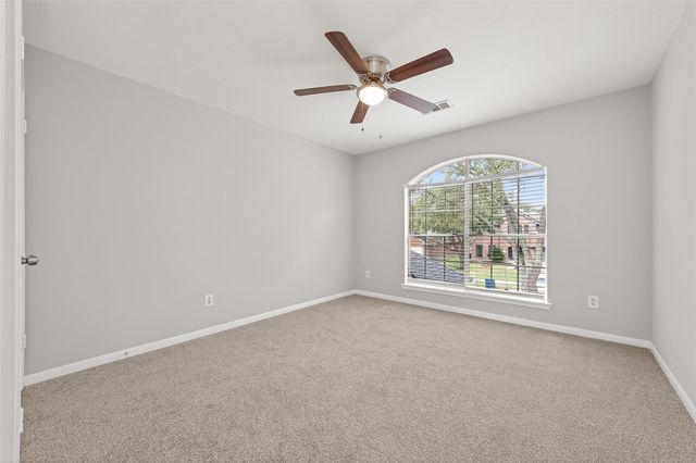 17819 Inland Oaks Drive, Richmond, TX 77407