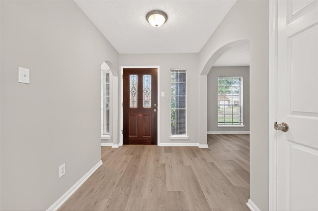 17819 Inland Oaks Drive, Richmond, TX 77407