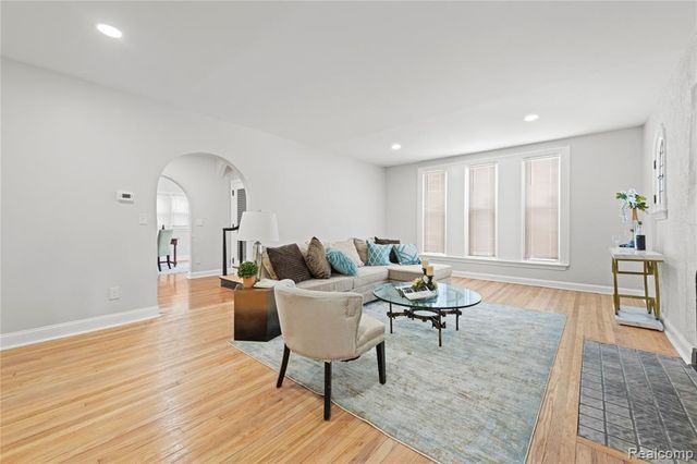 17214 Wildemere Street, Detroit, MI 48221