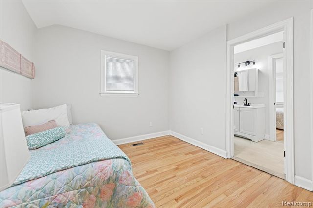 17214 Wildemere Street, Detroit, MI 48221