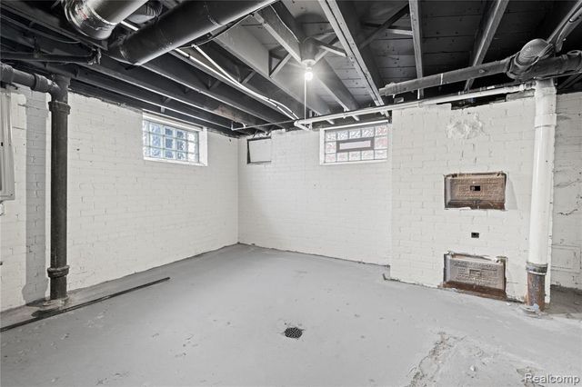 17214 Wildemere Street, Detroit, MI 48221