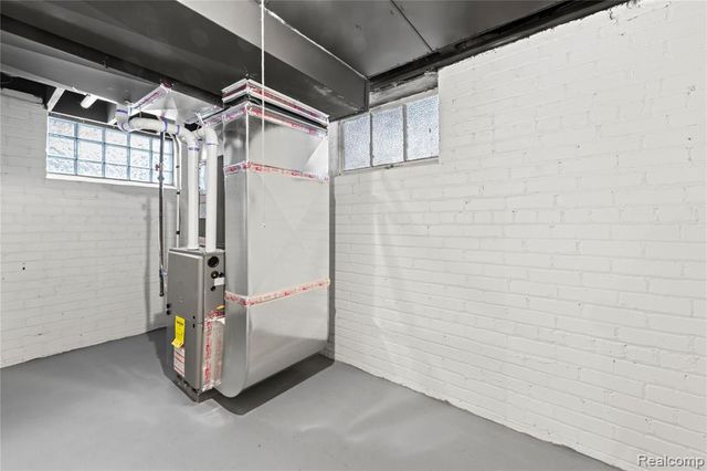 17214 Wildemere Street, Detroit, MI 48221