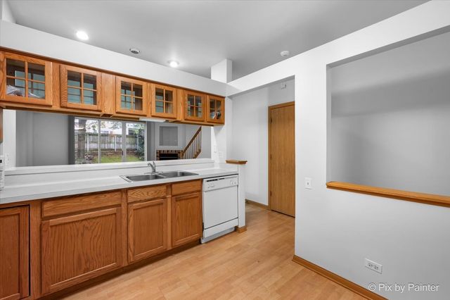 2554 Carrolwood Road, Naperville, IL 60540