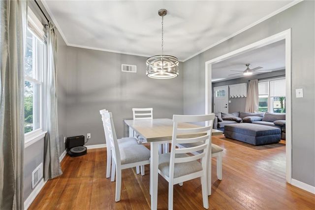618 E 110th Street, Kansas City, MO 64131