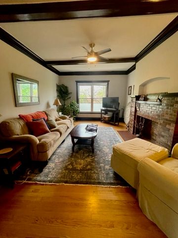 4452 N Winchester Avenue 3, Chicago, IL 60640