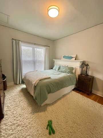 4452 N Winchester Avenue 3, Chicago, IL 60640