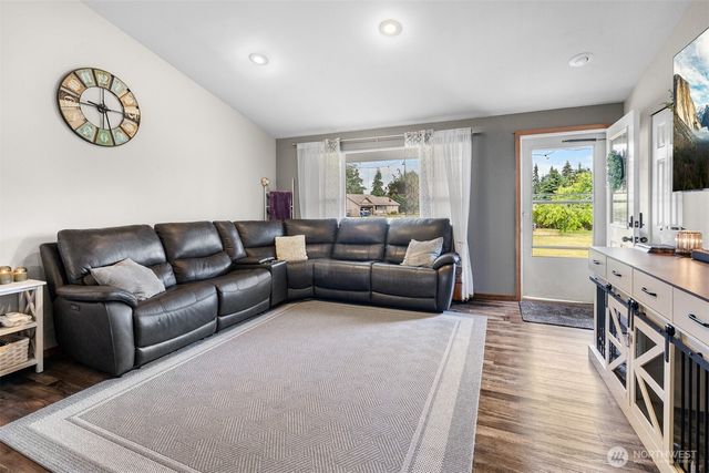 7824 196th Lane SW, Rochester, WA 98579