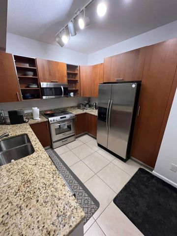 1945 S Ocean Drive 910, Hallandale Beach, FL 33009