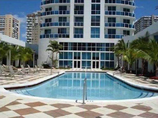 1945 S Ocean Drive 910, Hallandale Beach, FL 33009