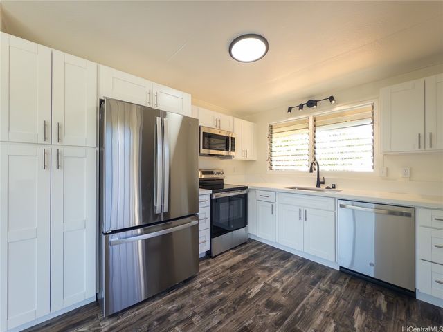 696 N Kuakini Street C, Honolulu, HI 96817