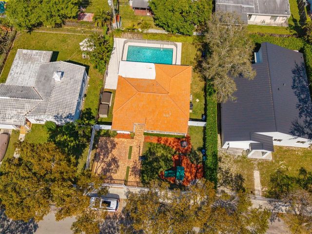 5851 SW 15th St, West Miami, FL 33144