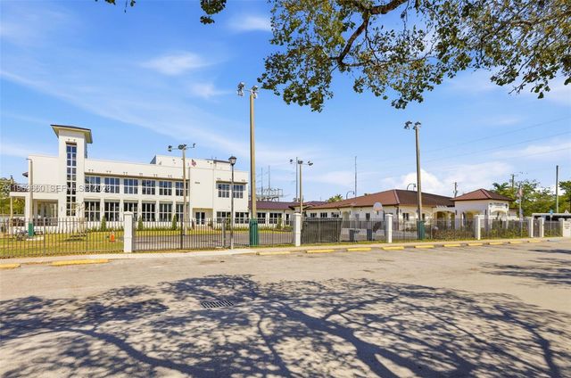 5851 SW 15th St, West Miami, FL 33144