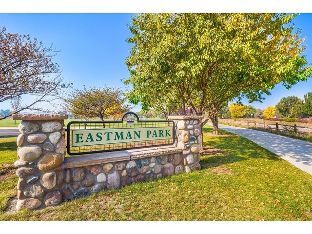 2084 Bayfront Dr, Windsor, CO 80550