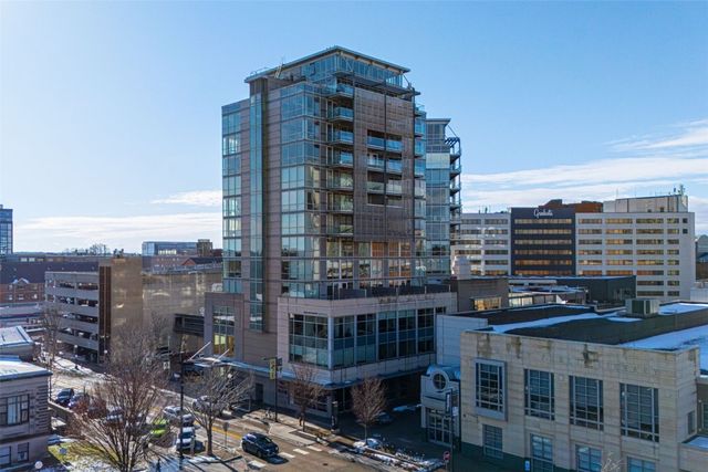 221 E College Street 803, Iowa City, IA 52240