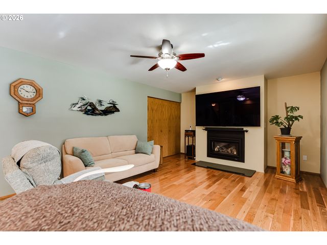 5131 TREVON St, Eugene, OR 97402