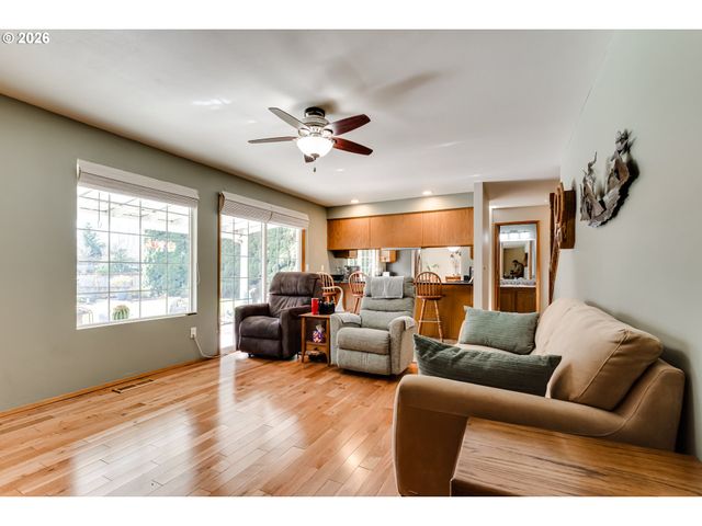 5131 TREVON St, Eugene, OR 97402