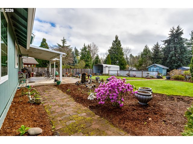 5131 TREVON St, Eugene, OR 97402