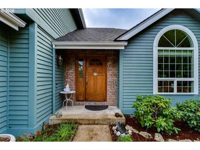 5131 TREVON St, Eugene, OR 97402