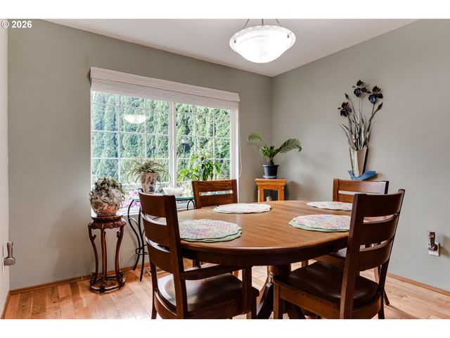 5131 TREVON St, Eugene, OR 97402