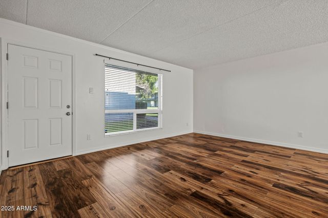 7141 N 16TH Street 35, Phoenix, AZ 85020