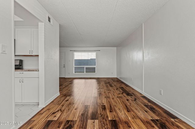 7141 N 16TH Street 35, Phoenix, AZ 85020