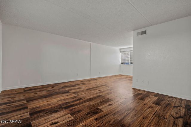 7141 N 16TH Street 35, Phoenix, AZ 85020
