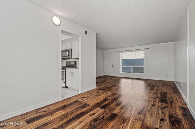 7141 N 16TH Street 35, Phoenix, AZ 85020