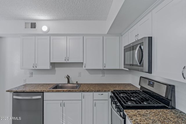 7141 N 16TH Street 35, Phoenix, AZ 85020
