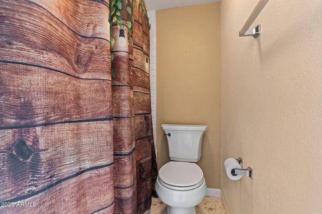 7141 N 16TH Street 35, Phoenix, AZ 85020