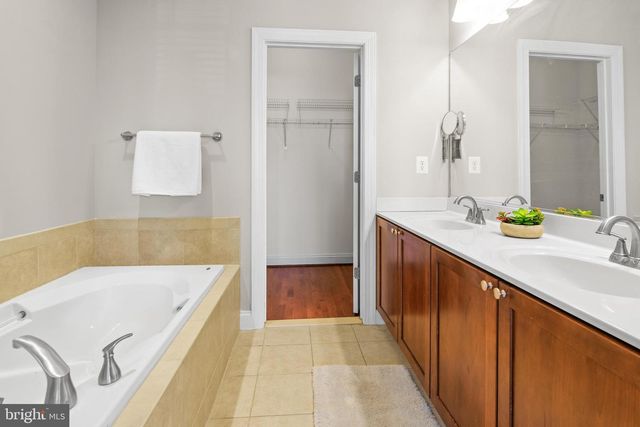 3903 FLEET ST, Baltimore, MD 21224