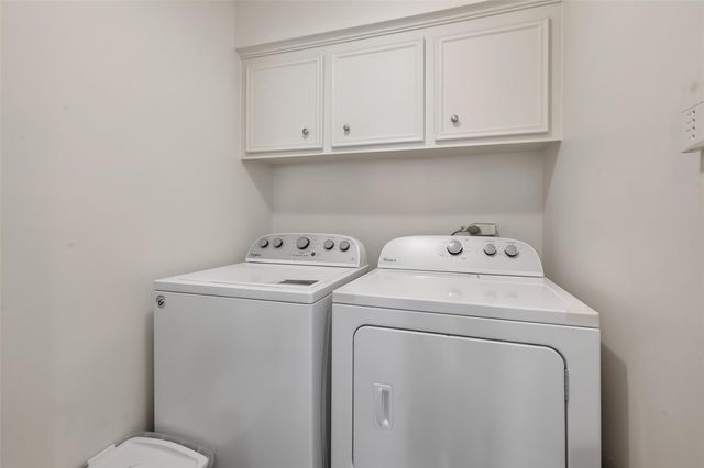 11718 Pecan Creek Drive, Houston, TX 77043