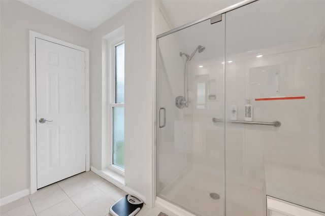 11718 Pecan Creek Drive, Houston, TX 77043