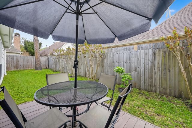 11718 Pecan Creek Drive, Houston, TX 77043