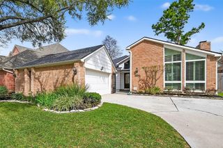 11718 Pecan Creek Drive, Houston, TX 77043