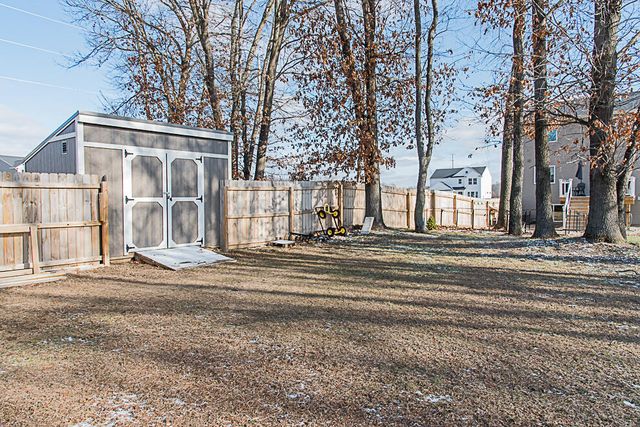 18105 Loganwood Trail, Pennfield Twp, MI 49014