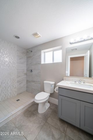 5242 N 19TH Drive, Phoenix, AZ 85015
