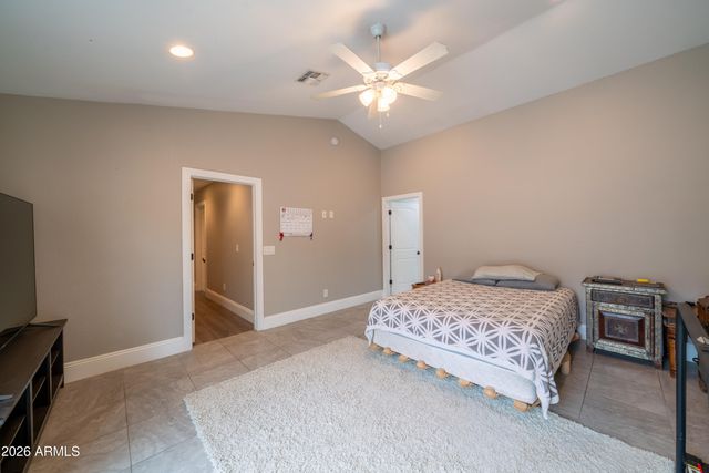 5242 N 19TH Drive, Phoenix, AZ 85015