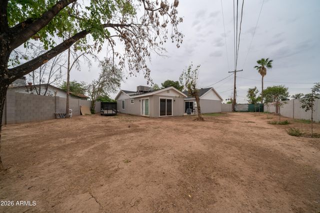 5242 N 19TH Drive, Phoenix, AZ 85015