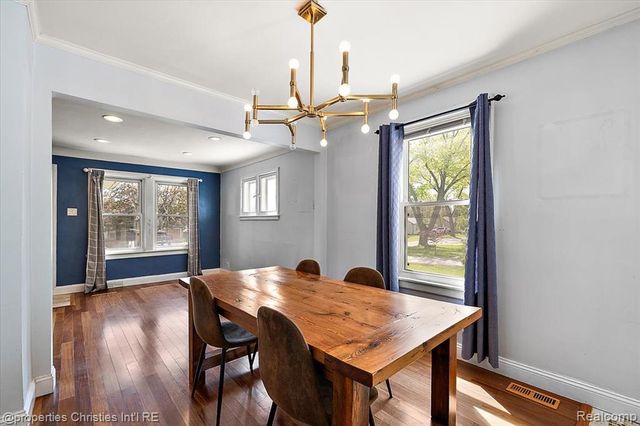 30475 Brentwood Street, Southfield, MI 48076